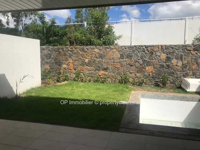 Townhouse 3 chambres avec piscine privée à vendre à Tamarin