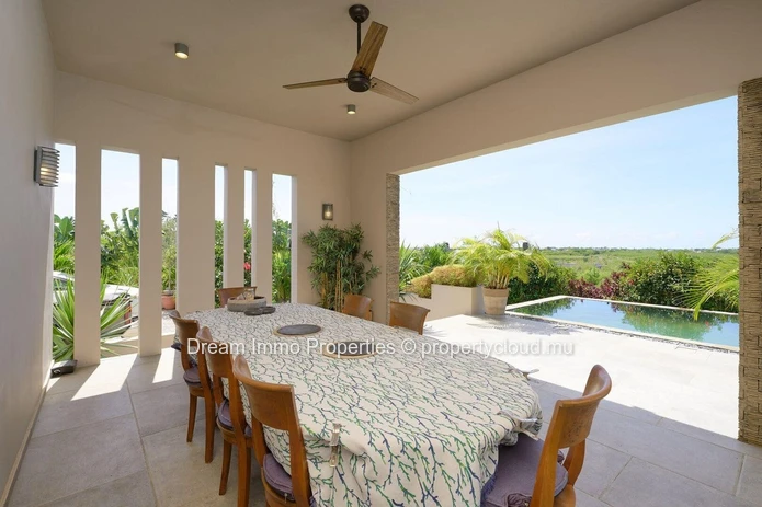 Sublime Villa Avec Vue Panoramique Sur La Nature A Grand Baie - Ile Maurice