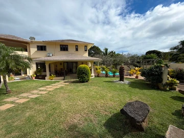 4 Bedroom Villa