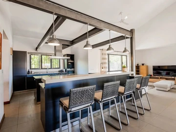 4 Bedroom Villa