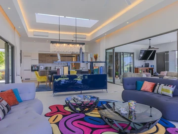 4 Bedroom Villa