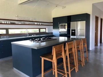 5 Bedroom Villa