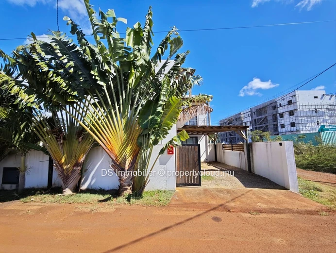 À Louer – Maison 3 Chambres À Pointe-Aux-Piments -Nord