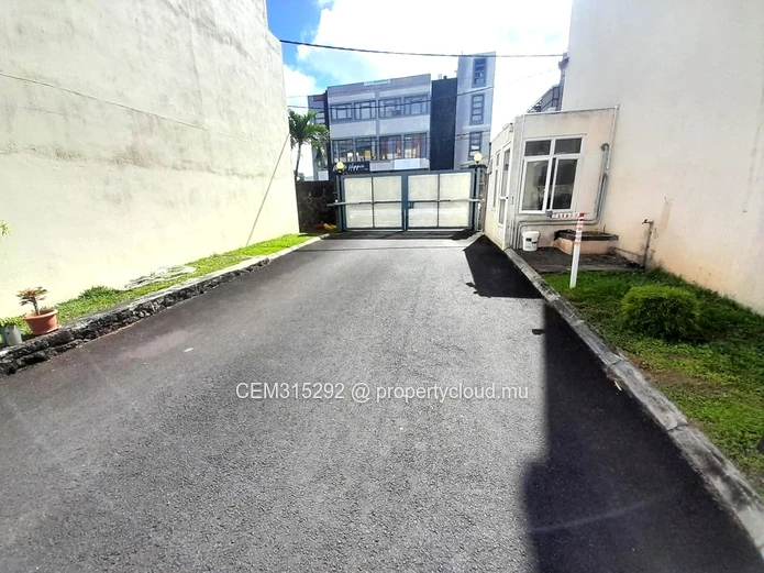 Spectacular 3-Bedroom Duplex with Swimming Pool for Rent in a Prime location  Grand Baie