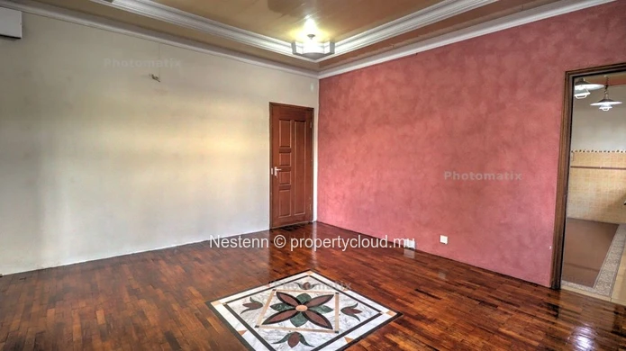 Bureau de 75 m2