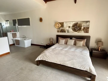 4 Bedroom Villa