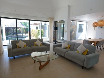 4 Bedroom Villa