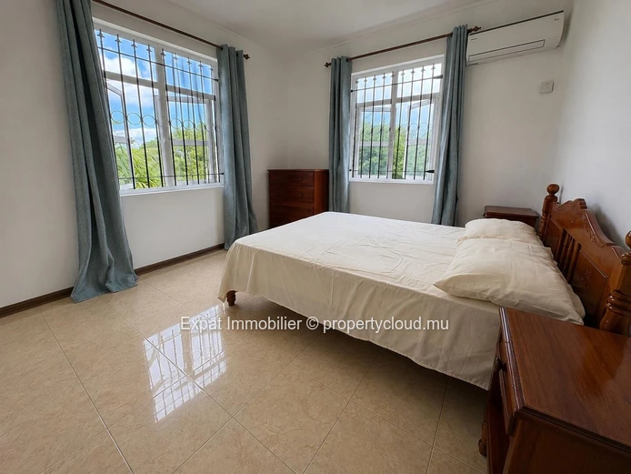 Villa Individuelle 3 Chambres Avec Piscine Et Jardin – Calodyne