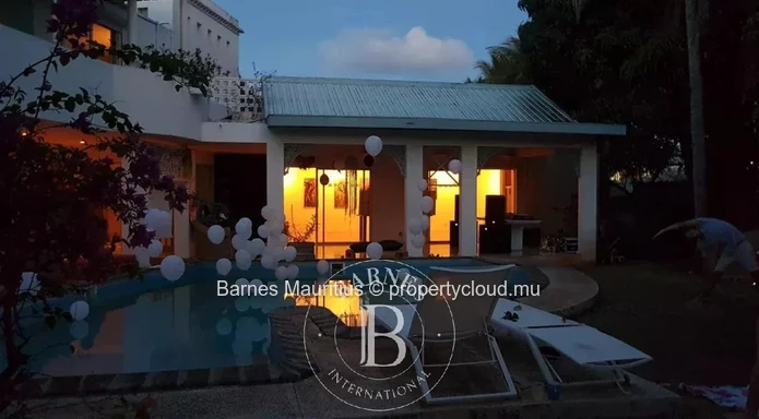 PEREYBERE - Charmante maison familiale avec piscine - 4 chambres