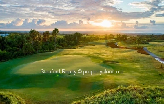 Villa de luxe à vendre – 3 chambres, Avalon Golf Estate, Bois Cheri, Sud