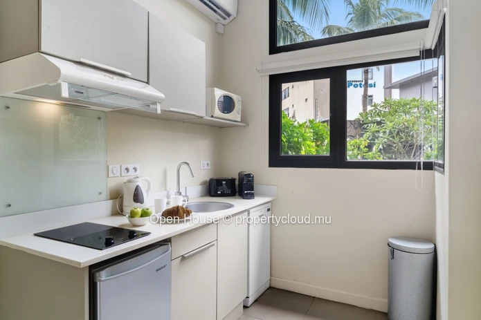A VENDRE - Trou aux Biches - plage à pieds - Bel Appartement refait à neuf dans résidence très demandée.