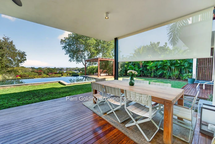 4-Bedroom Villa in Akasha Villas, Cap Tamarin – Private Pool & Coastal Views