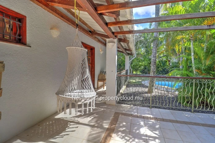 Villa de 5 chambres au style bohème & balinais avec piscine