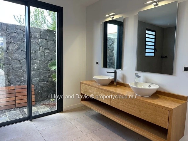 Villa de Prestige à Akasha Estate