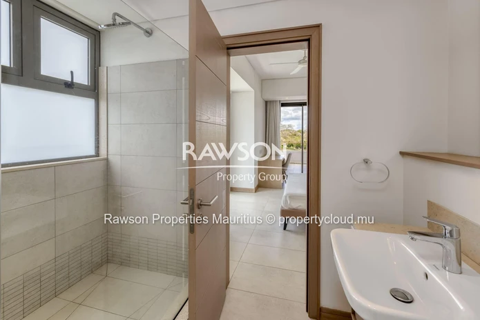 Penthouse Sur Un Prestigieux Golf Du Nord