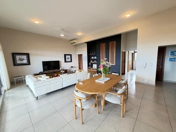 Penthouse de 3 Chambres