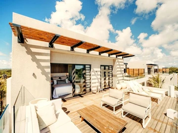 4 Bedroom Apartment
