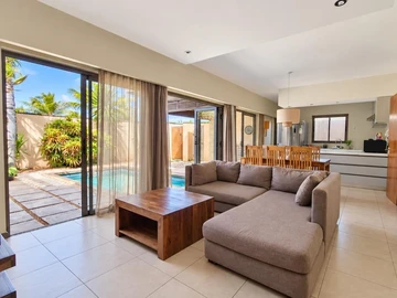 4 Bedroom Villa