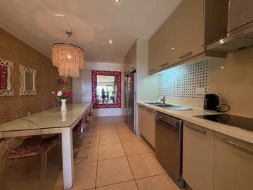 4 Bedroom Apartment