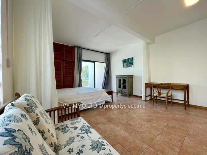 Studio à louer pour une courte durée ?? Situé à #montchoisy 