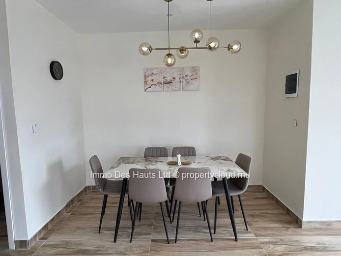 Brand-New Ground Floor Apartment in Forest Side 