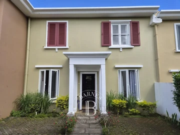 Townhouse, Duplex de 3 Chambres
