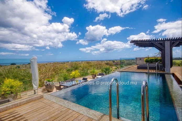 Penthouse Moderne D'exception Avec Vue Mer A Balaclava – Ile Maurice