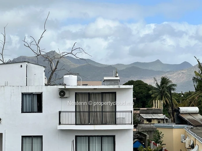  Belle Maison Semi-Meublée dans un Quartier Paisible  
