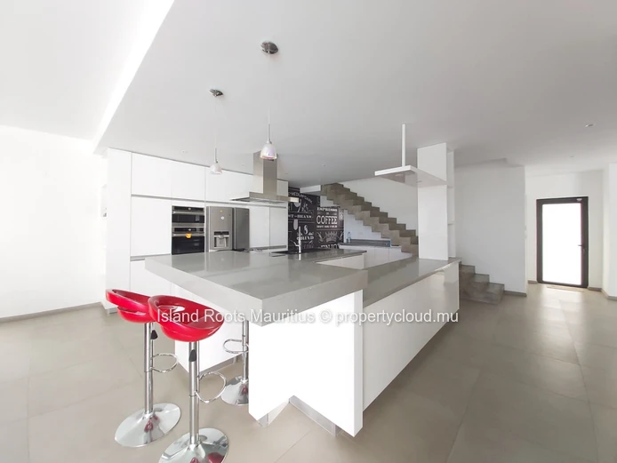 Luxury villa  located in a gated residence for sale !
