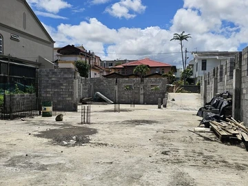 land in city center with project already under construction  