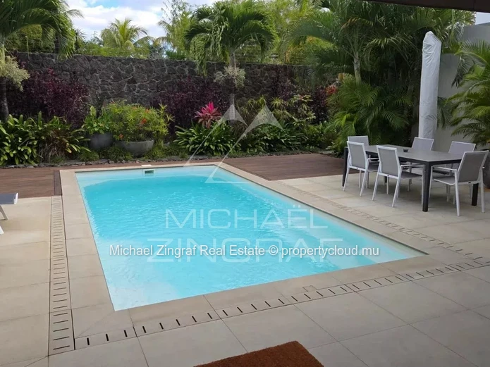Exceptional Contemporary Villa in the Heart of Pereybere