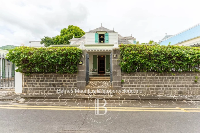PORT LOUIS - Charmante maison coloniale en vente - 278 m²