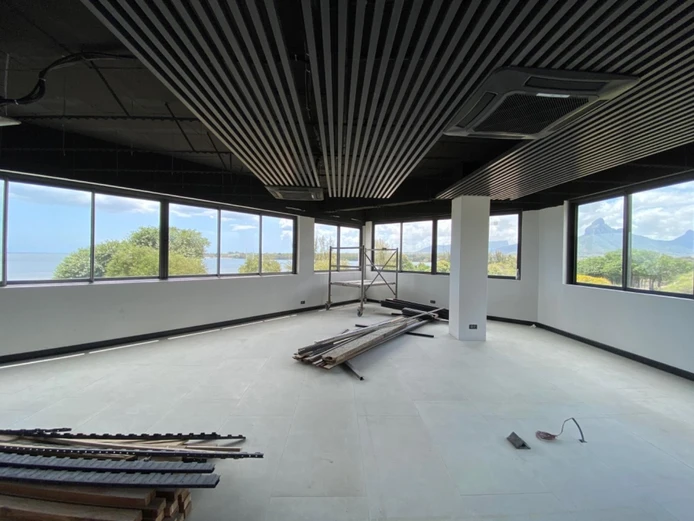 Fitted office space with amazing views