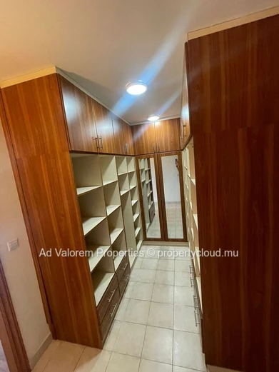Appartement en Vente à Quatre Bornes