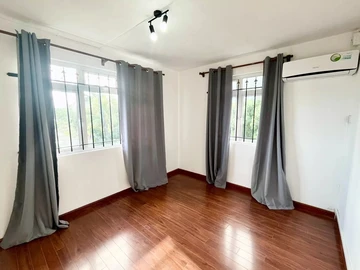 4 Bedroom Villa