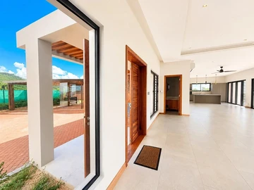 4 Bedroom Villa