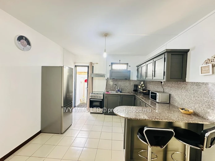 Duplex For Rent – Pereybère