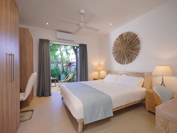 4 Bedroom Villa