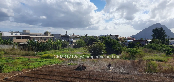 Freehold Residential & Commercial Land for Sale – Solferino No 5, Vacoas 