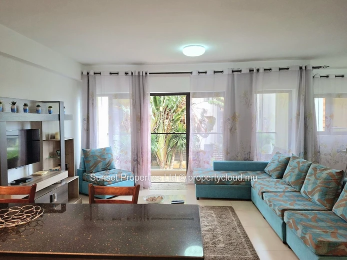 Apartment | 3 Bedrooms | 900m from the Beach