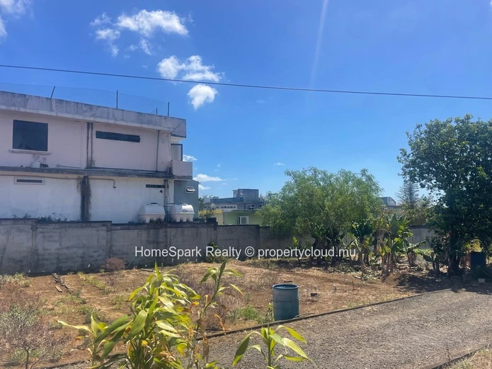 Residential Land for Sale – Quatre Bornes