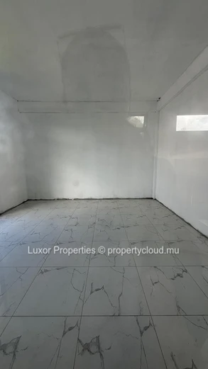 Newly Built Commercial Building For Rent – St Pierre