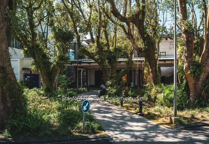 Appartement moderne à vendre – 3 chambres, Floreal, central