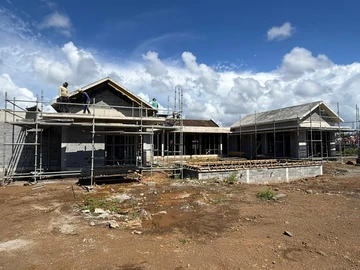 5 Bedroom Villa
