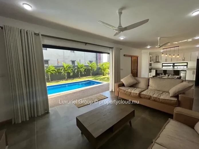 Modern Villa For Rent In Péreybère – Comfort, Security And Elegance