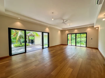 4 Bedroom Villa
