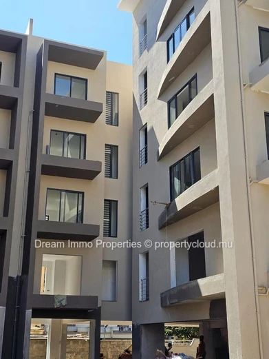 Residence Neuve Moderne Proche Commodites & Transports A Quatres Bornes - Ile Maurice