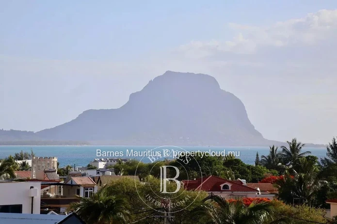 TAMARIN - Penthouse 3 bedrooms sea and le Morne views