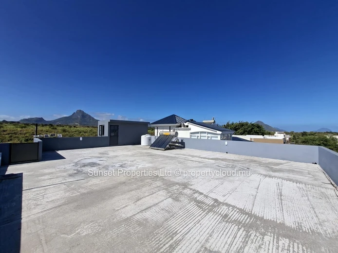 Brand-New Apartment | 3 Bedrooms | Sea and Mountain Views