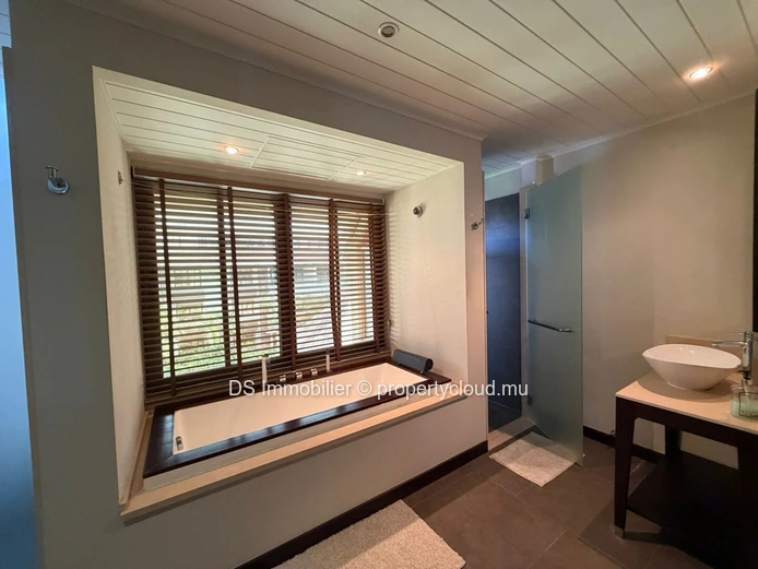 For Rent – Furnished 2-Bedroom Apartment – Grand Baie